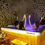 Fatrapark 1 - Wellness And Parking Free Lejlighed *