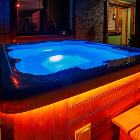 Fatrapark 1 - Wellness And Parking Free Lejlighed *