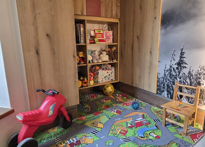 Fatrapark 1 - Wellness And Parking Free 公寓 鲁容贝罗克